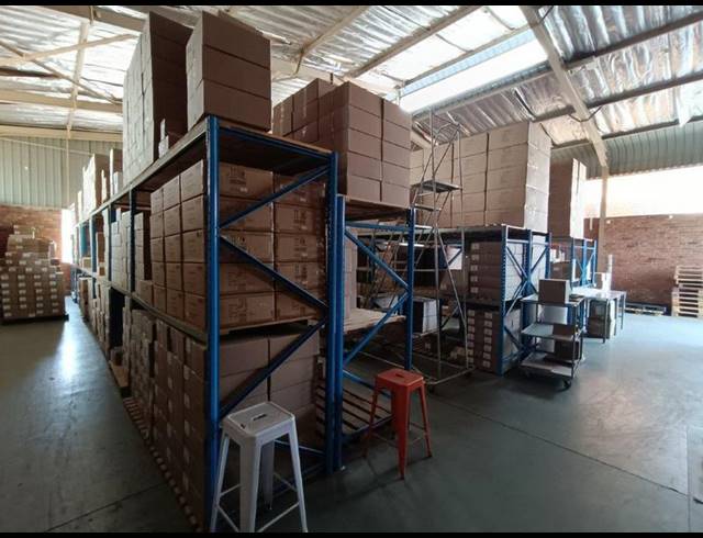 INDUSTRIAL PROPERTY TO RENT IN HALFWAY HOUSE